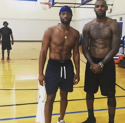 进攻端的亮 进攻端的亮