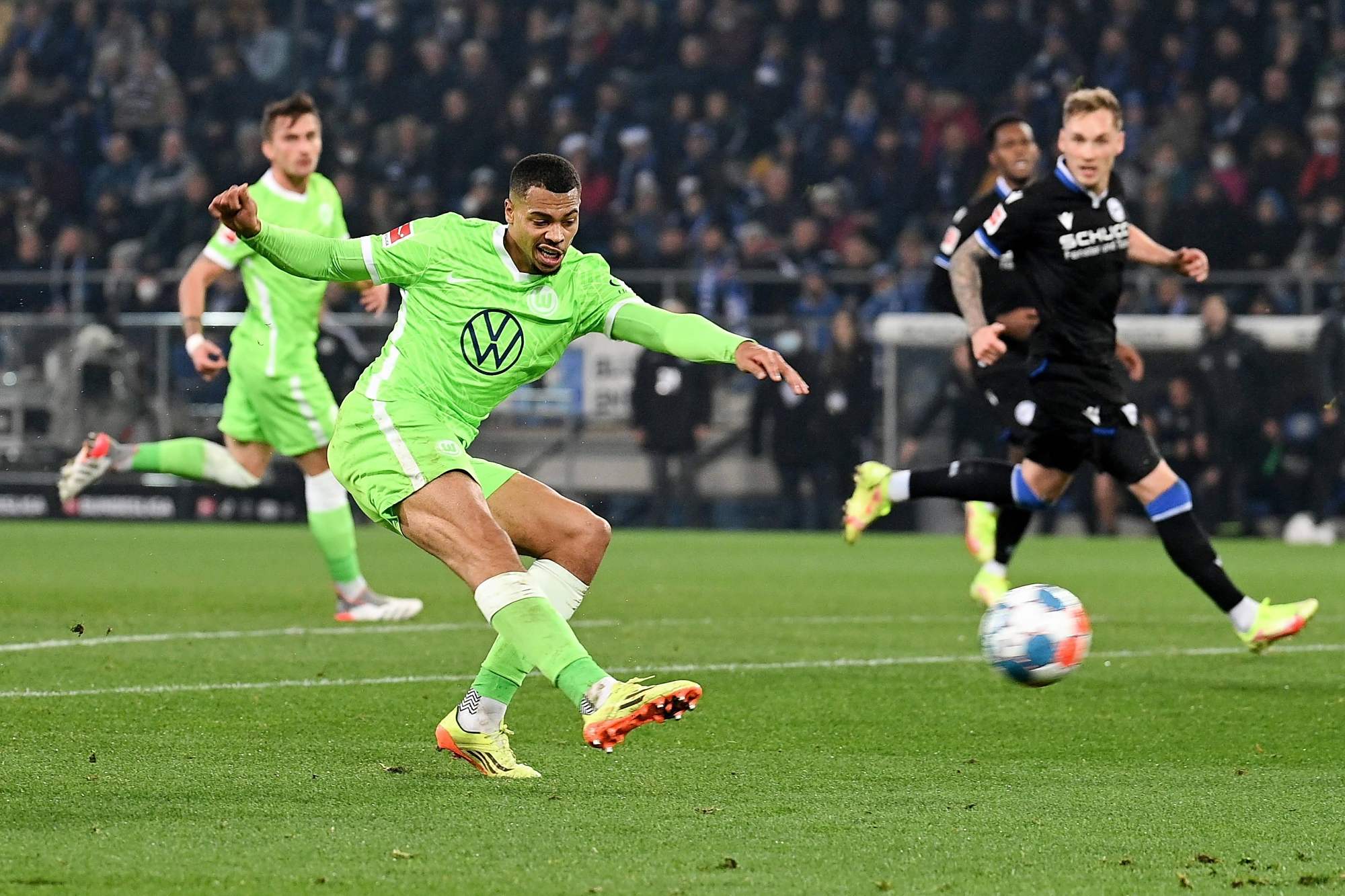 队化学反应 队化学反应