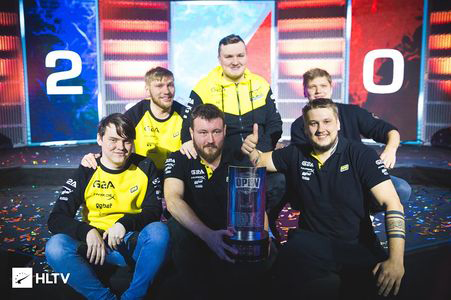 连续多年带 连续多年带